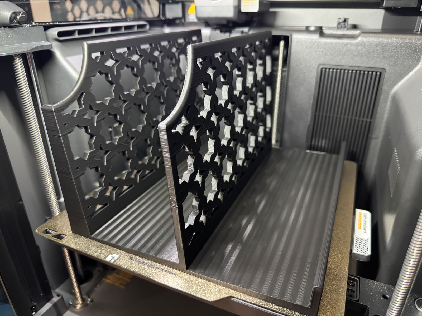 Another view of the divider rack