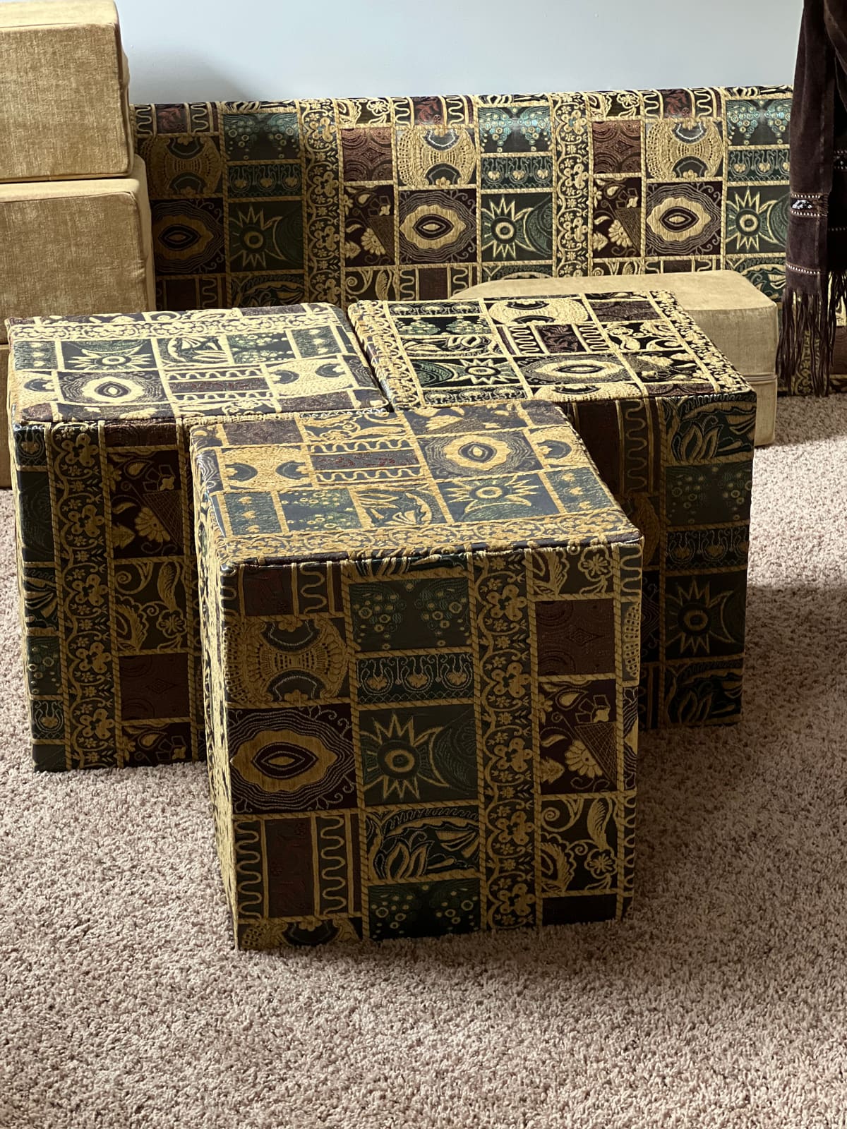 Upholstered cube seats